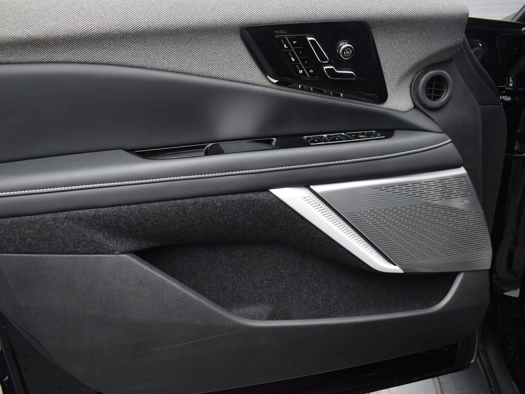 2026 CADILLAC OPTIQ - Image 8