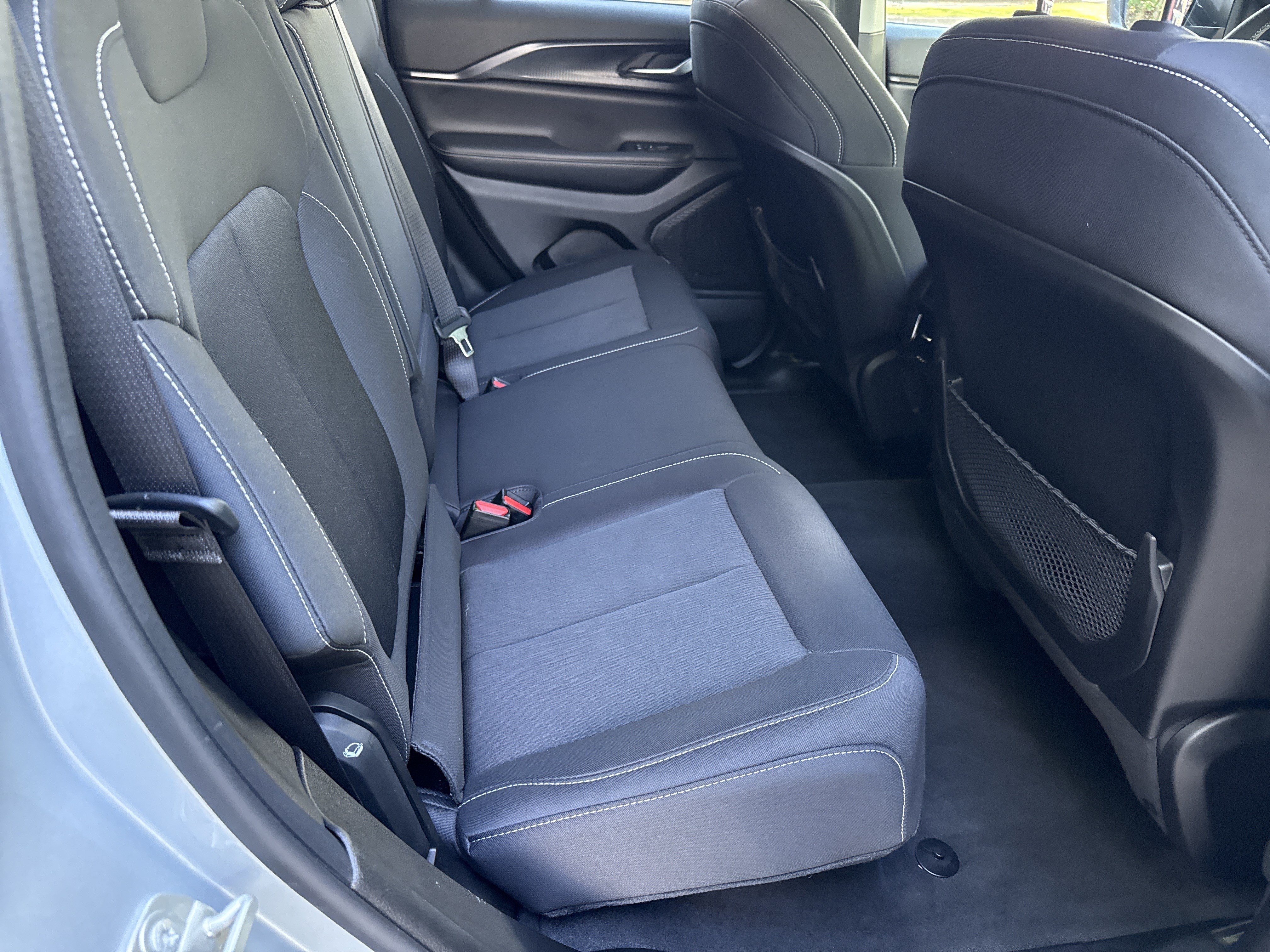 Certified Used 2023 Silver Zynith Jeep Laredo image 15