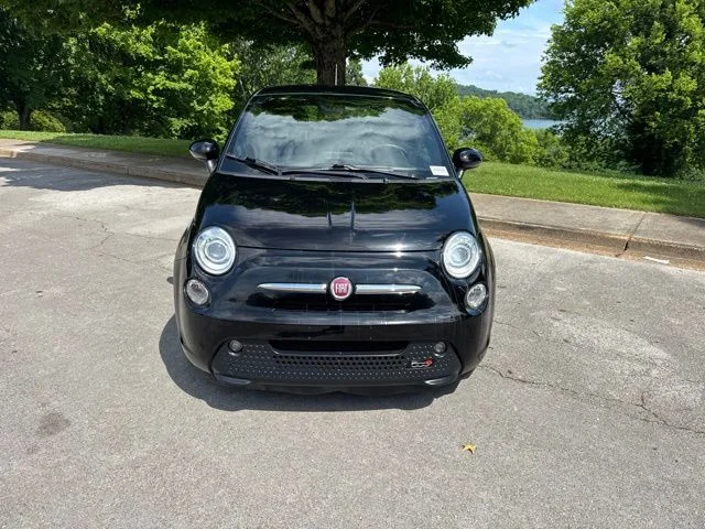 Used 2016 FIAT 500e Battery Electric with VIN 3C3CFFGE5GT129773 for sale in Lenoir City, TN