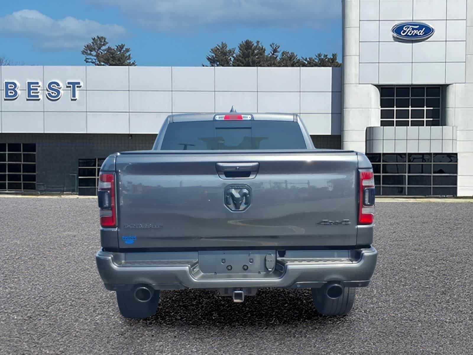 Used 2021 Granite Crystal Metallic Clearcoat Ram Laramie image 5