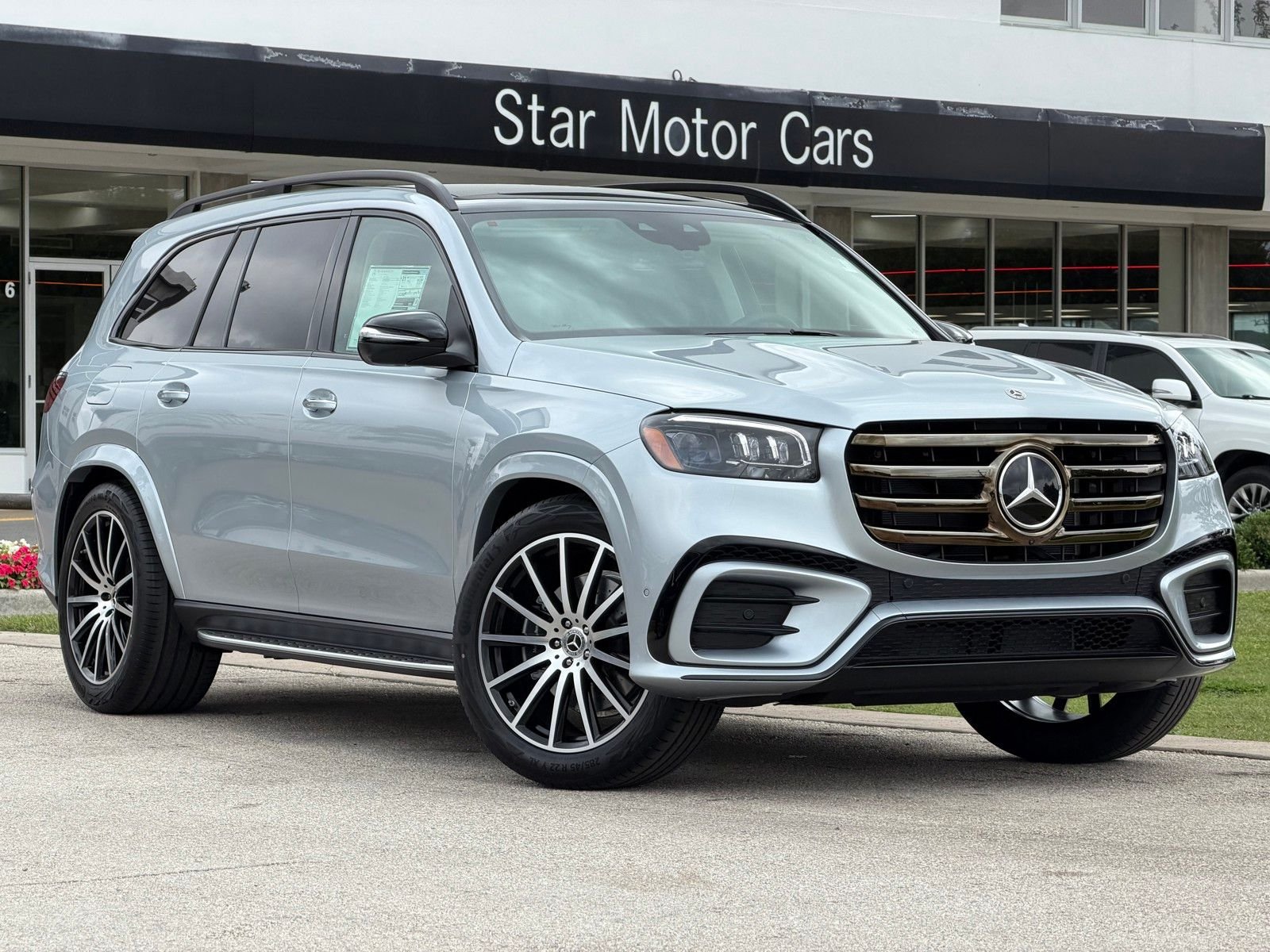 New 2026 Cirrus Silver Metallic Mercedes-Benz GLS 450 image 1