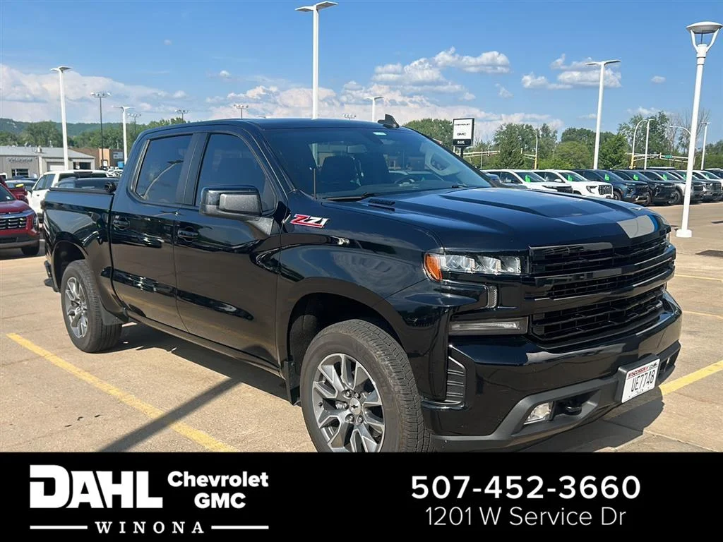 2021 Chevrolet Silverado 1500 RST 4X4 Crew Cab Short Box's photo