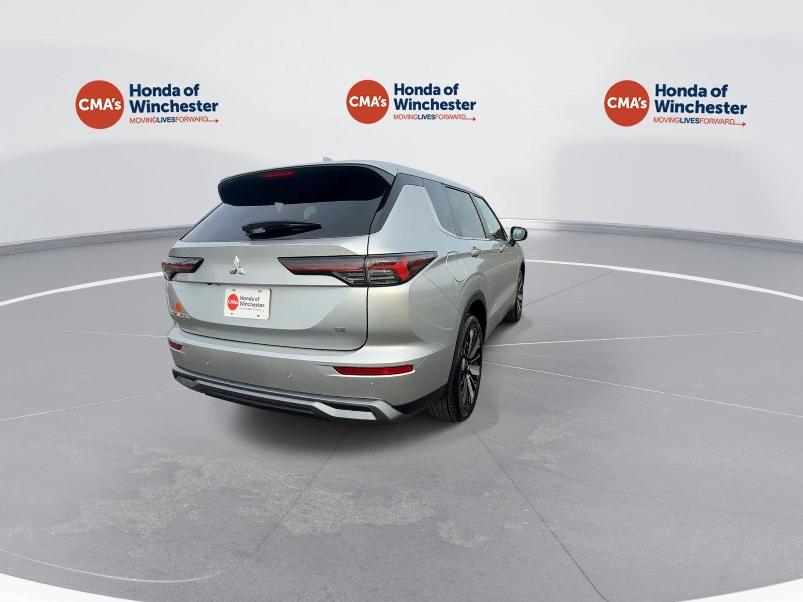 Used 2025 Alloy Silver Metallic Mitsubishi SE image 7