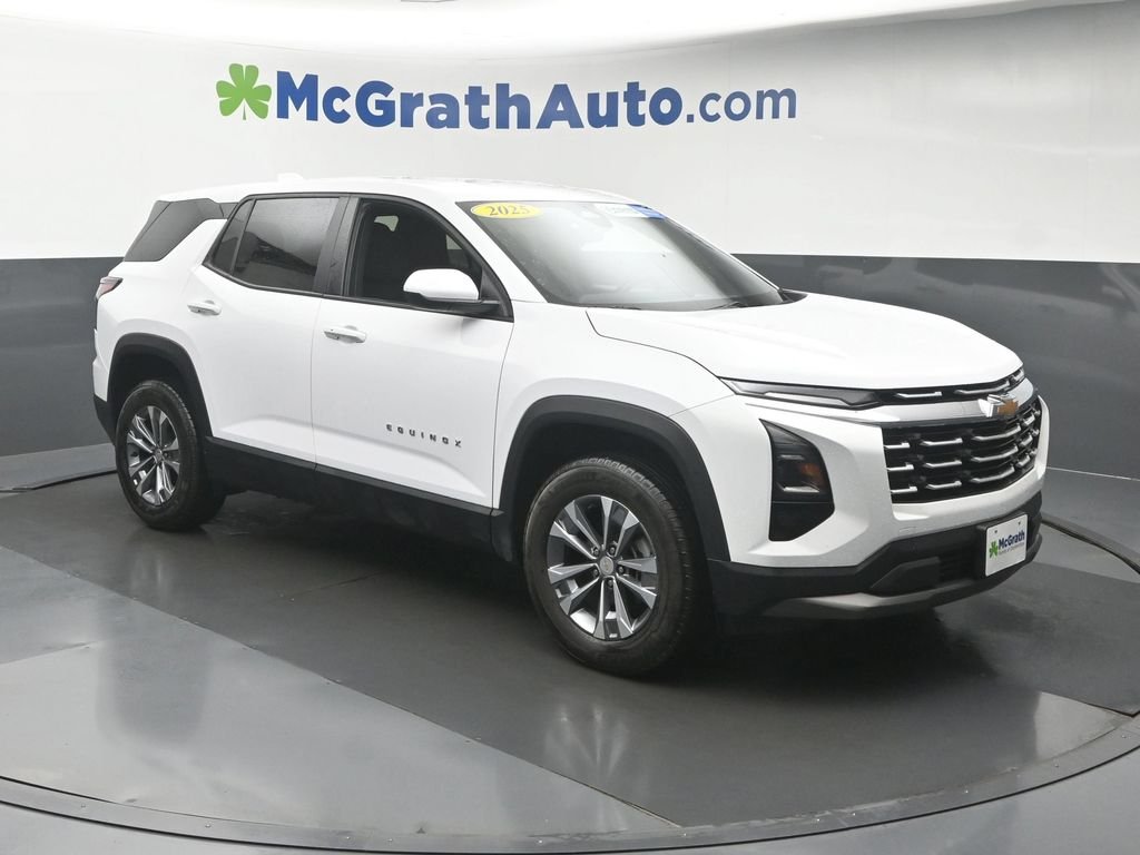 Used 2025 White Chevrolet LT image 2