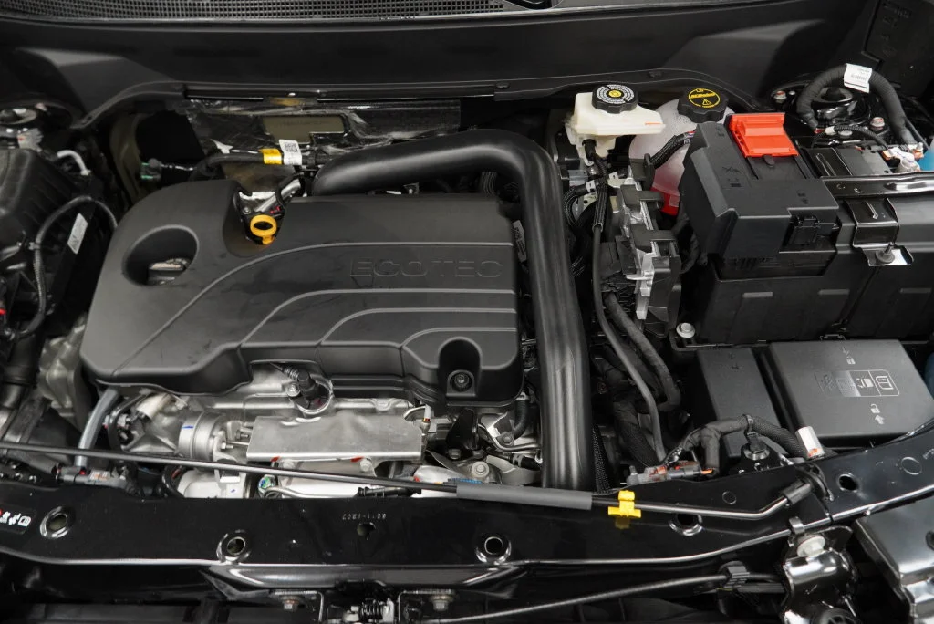New 2027 Mosaic Black Metallic Chevrolet LT image 39
