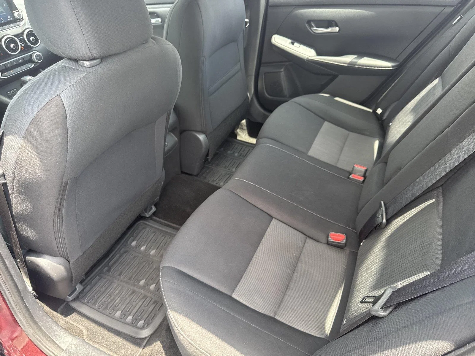 Used 2022 Rosewood Metallic Nissan SV image 30