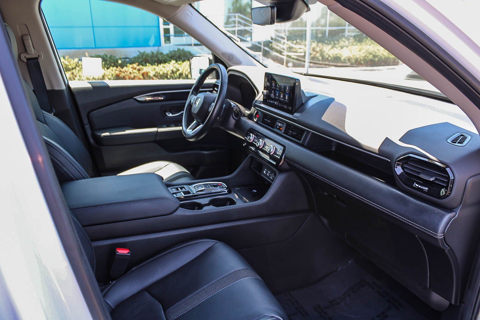 2023 Honda Pilot EX-L - Photo 17