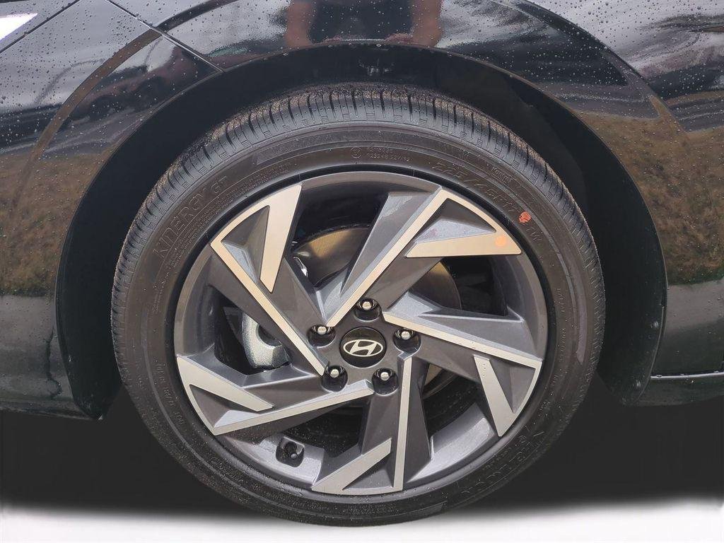 New 2026 Black Hyundai Limited image 11