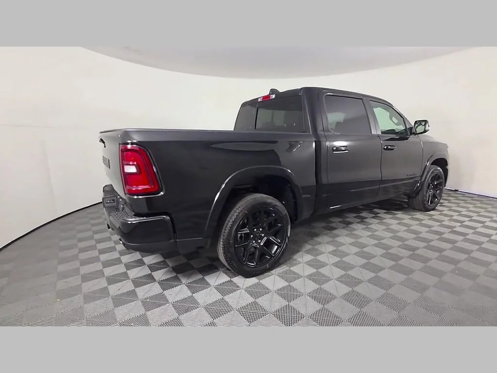 New 2026 Diamond Black Crystal Pearl-Coat Exterior Paint RAM Laramie image 24