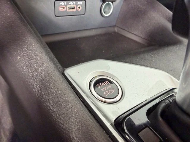 Used 2025 Glacier White Nissan SV image 18