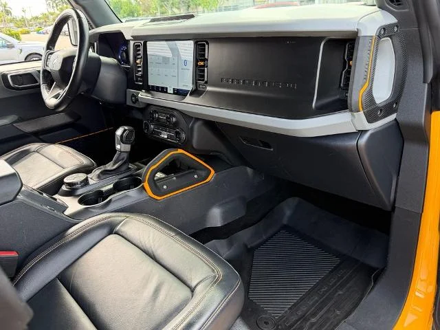Used 2022 Cyber Orange Metallic Tricoat Ford Badlands image 37