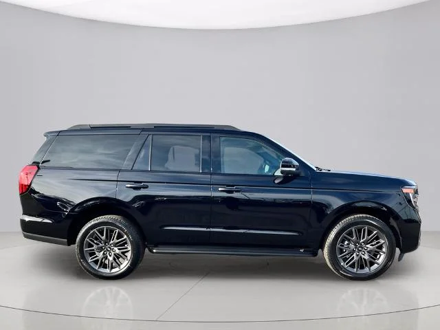 New 2026 Agate Black Metallic Ford Platinum® image 29