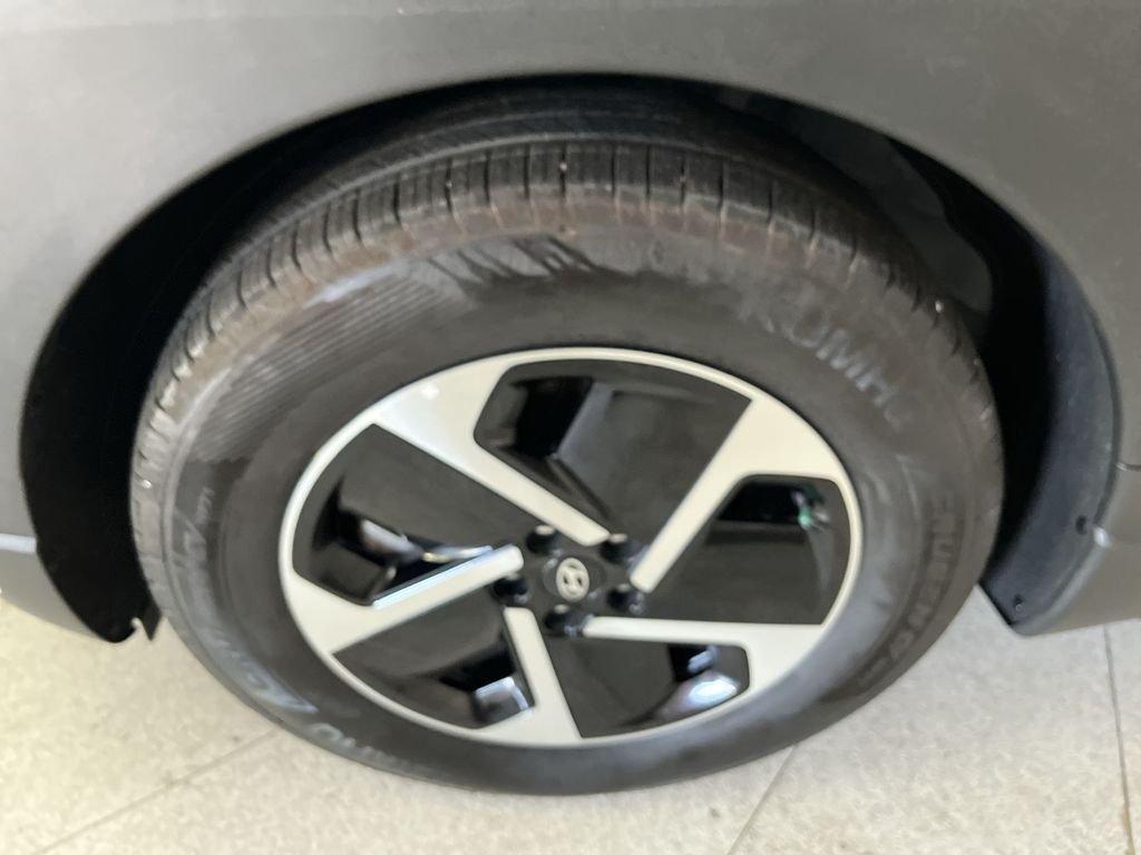 Used 2026 White Hyundai SE image 14