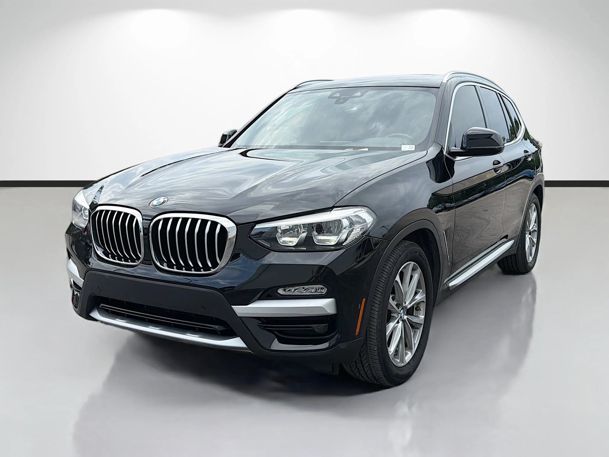 Used 2019 Jet Black BMW sDrive30i image 7