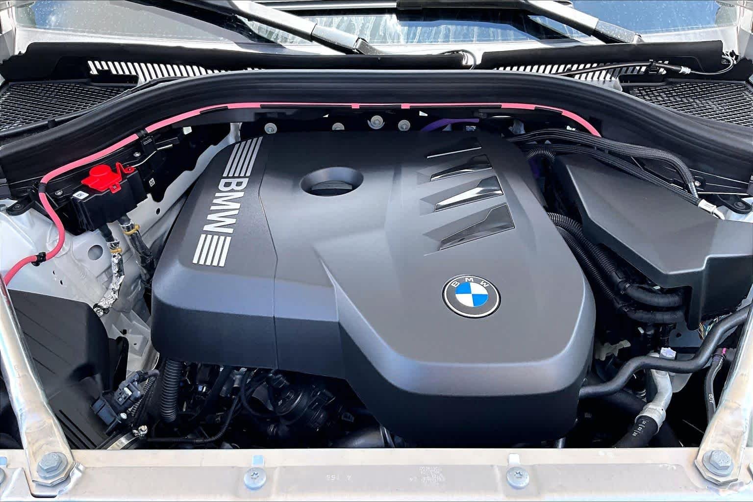 New 2026 Alpine White BMW 30 xDrive image 16