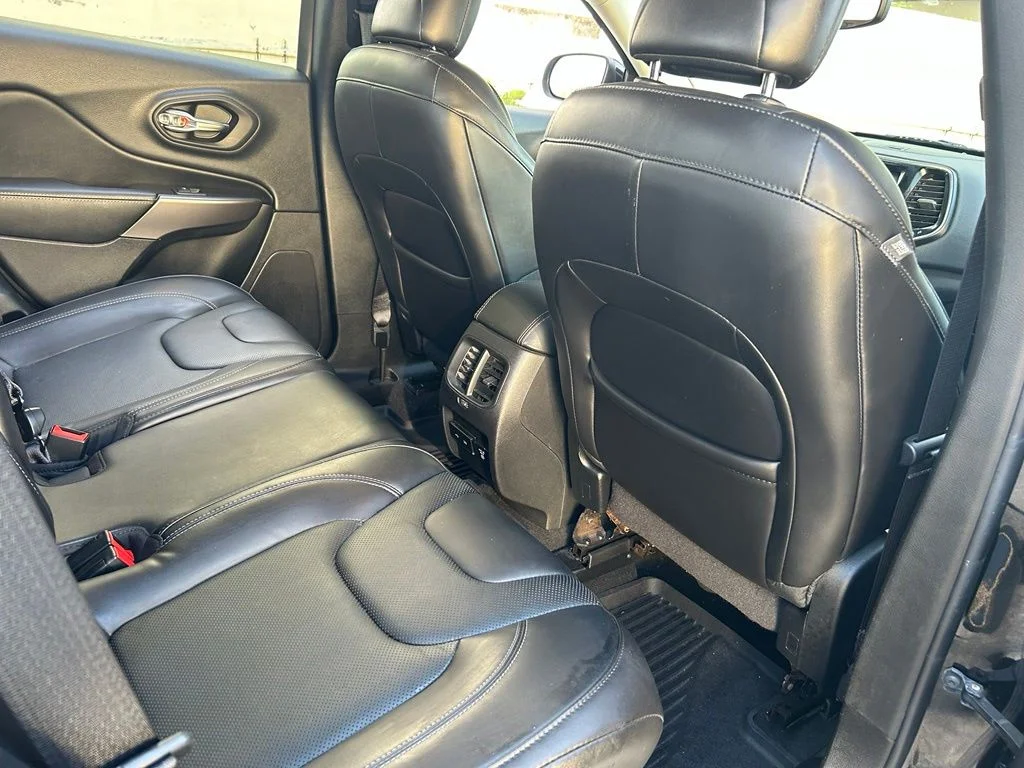 Used 2019 Black Jeep Limited image 31