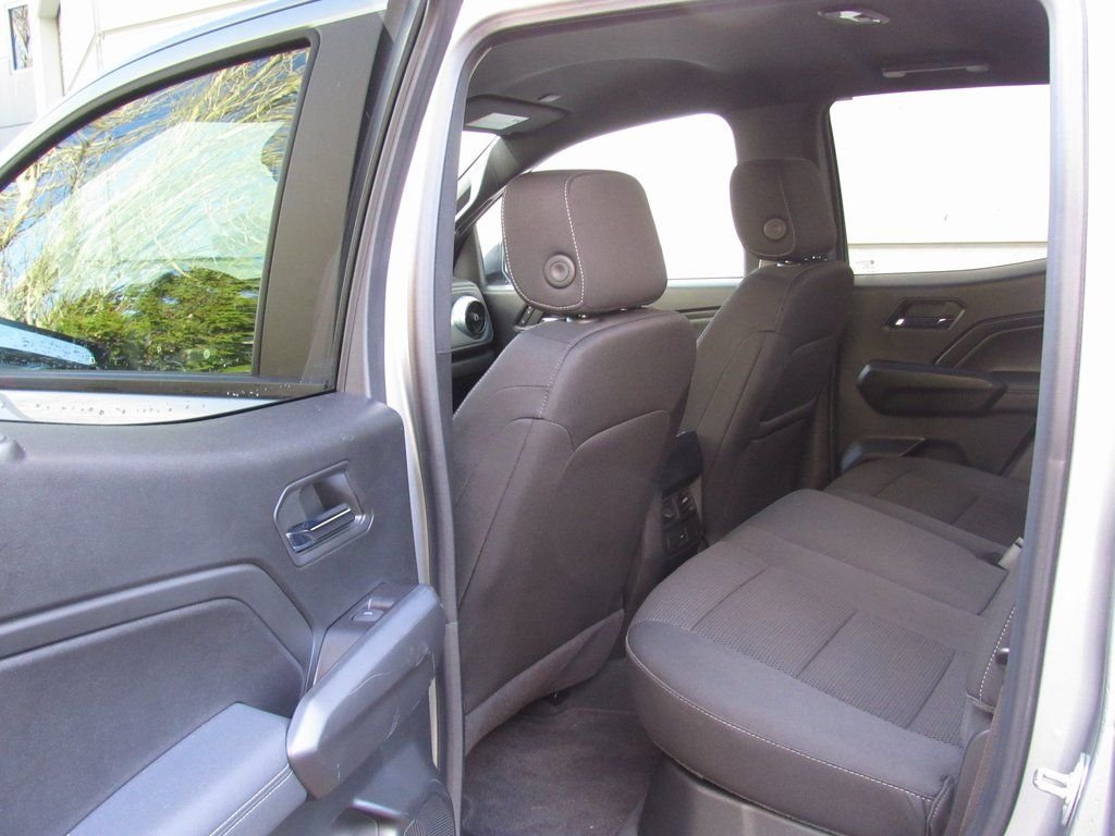 2024 Chevrolet Colorado LT - Photo 16