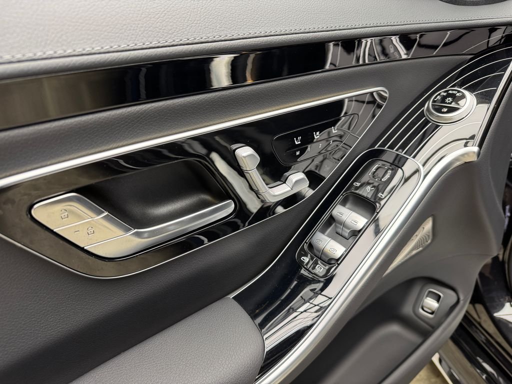 New 2026 Black Mercedes-Benz S 500 image 11