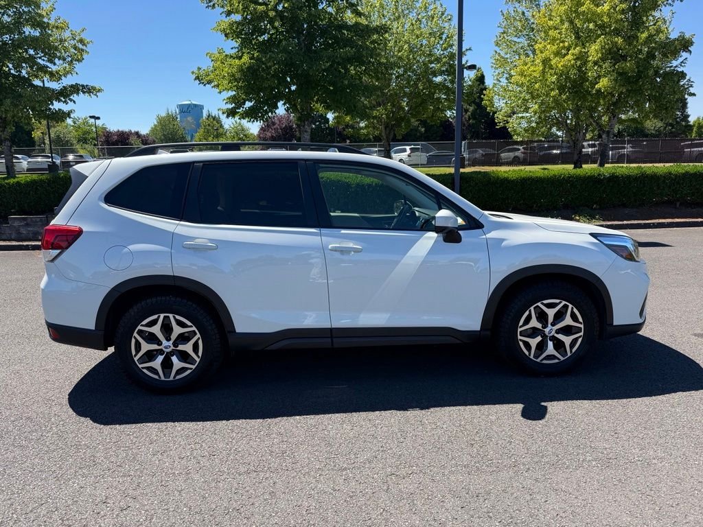 Used 2020 Crystal White Pearl Subaru Premium image 8