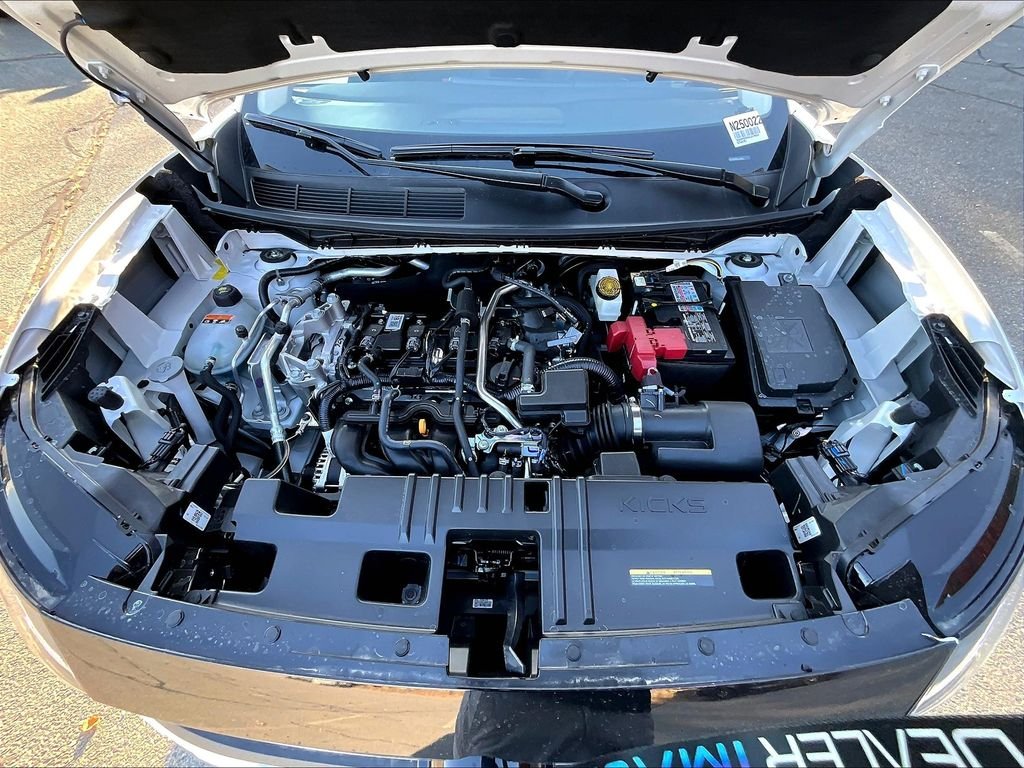 Used 2025 White Nissan SR image 15