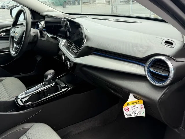 Used 2026 Black Chevrolet LT image 19