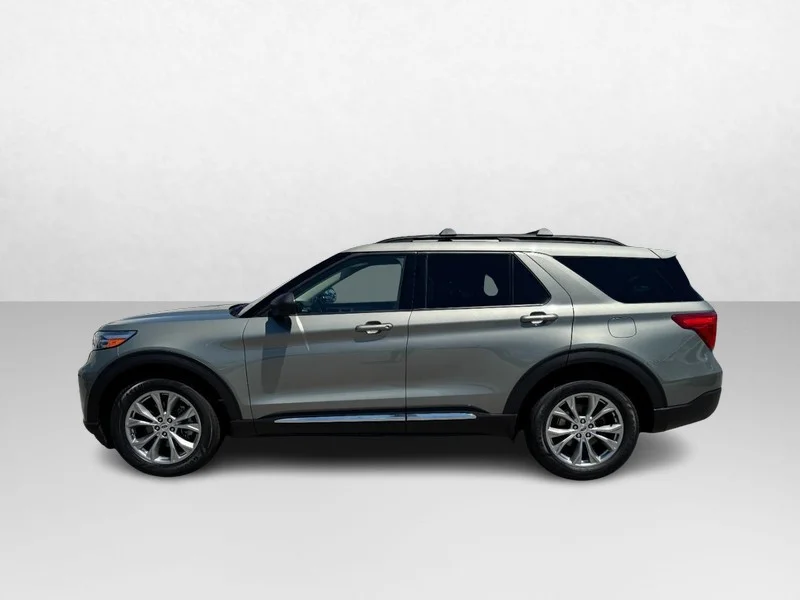 Used 2020 Silver Spruce Metallic Ford XLT 4WD image 8