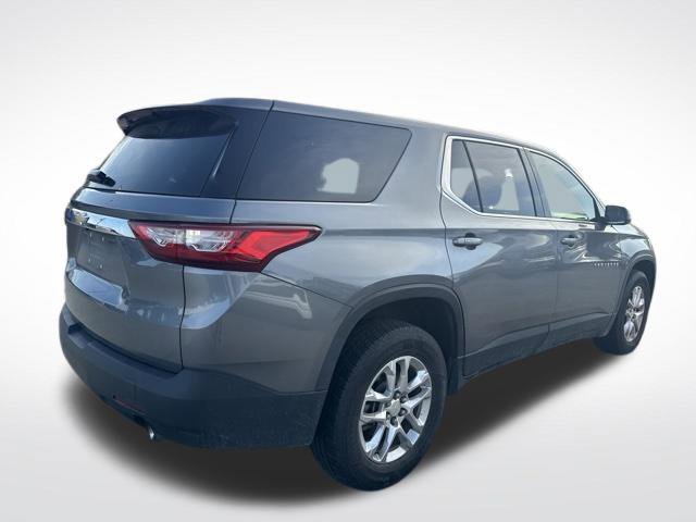 Used 2019 Gray Chevrolet LS image 5