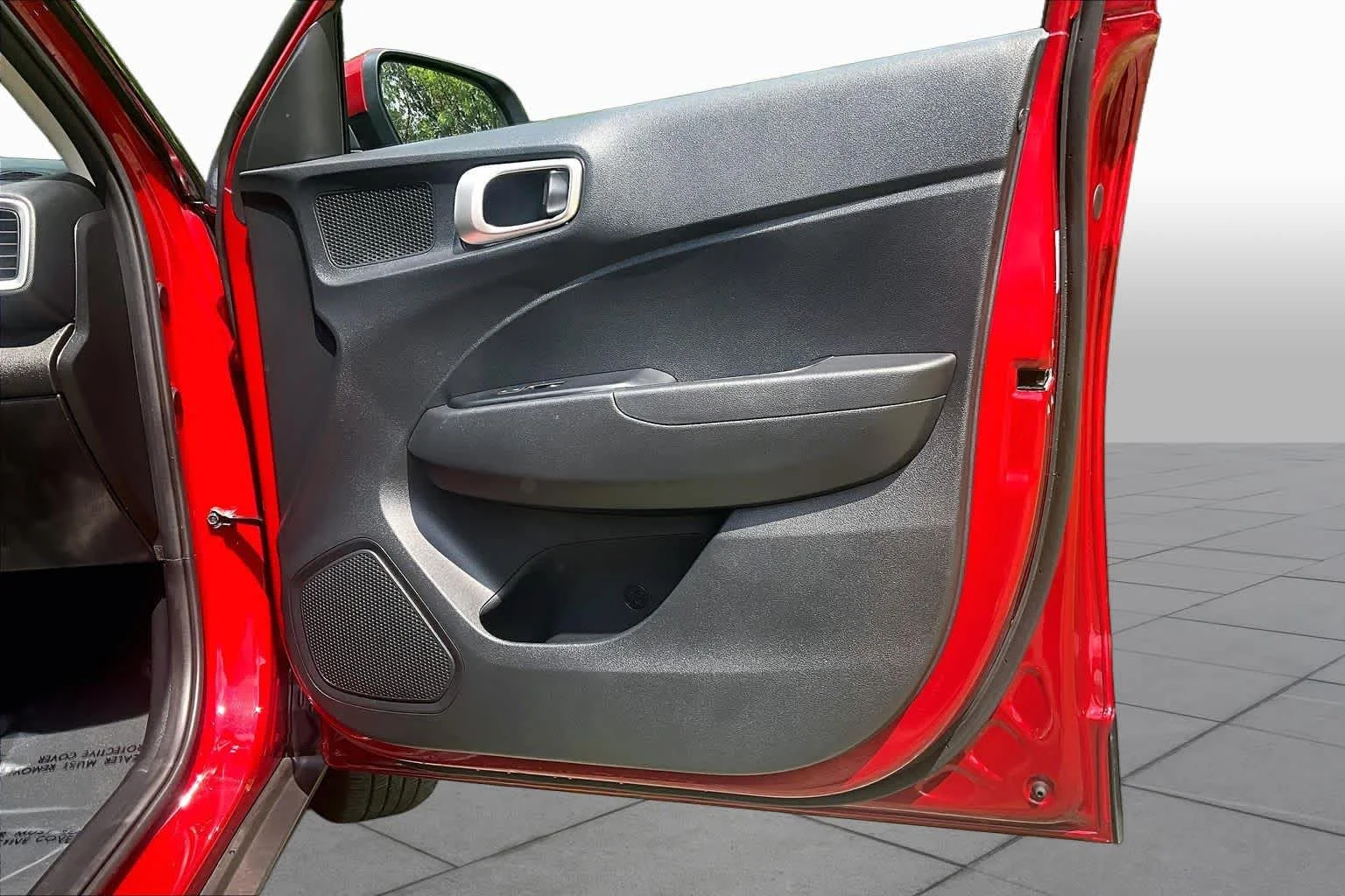 Used 2025 Ultimate Red Hyundai SE image 23