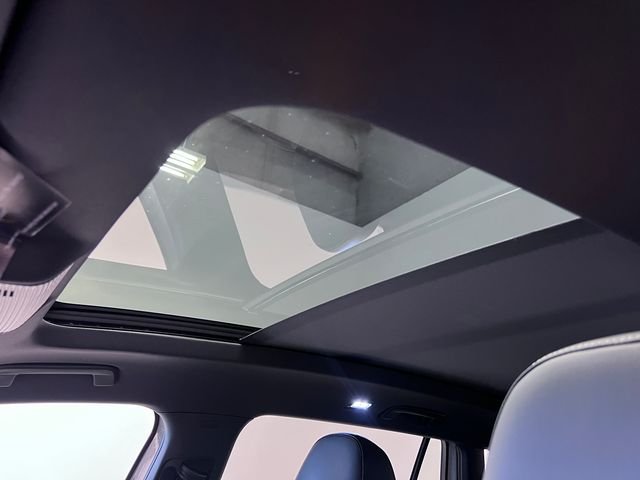 New 2026 Beige Volkswagen 2.0T SE R-Line Black image 21