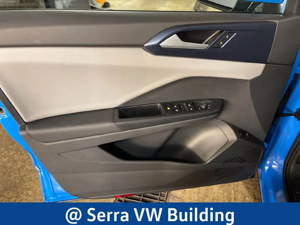 Certified Used 2023 Blue Volkswagen 1.5T SE image 17