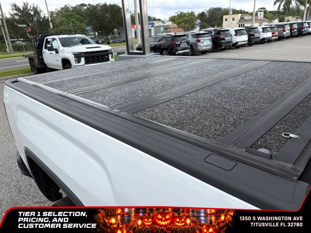 Used 2015 SUMMIT WHITE GMC Denali image 3