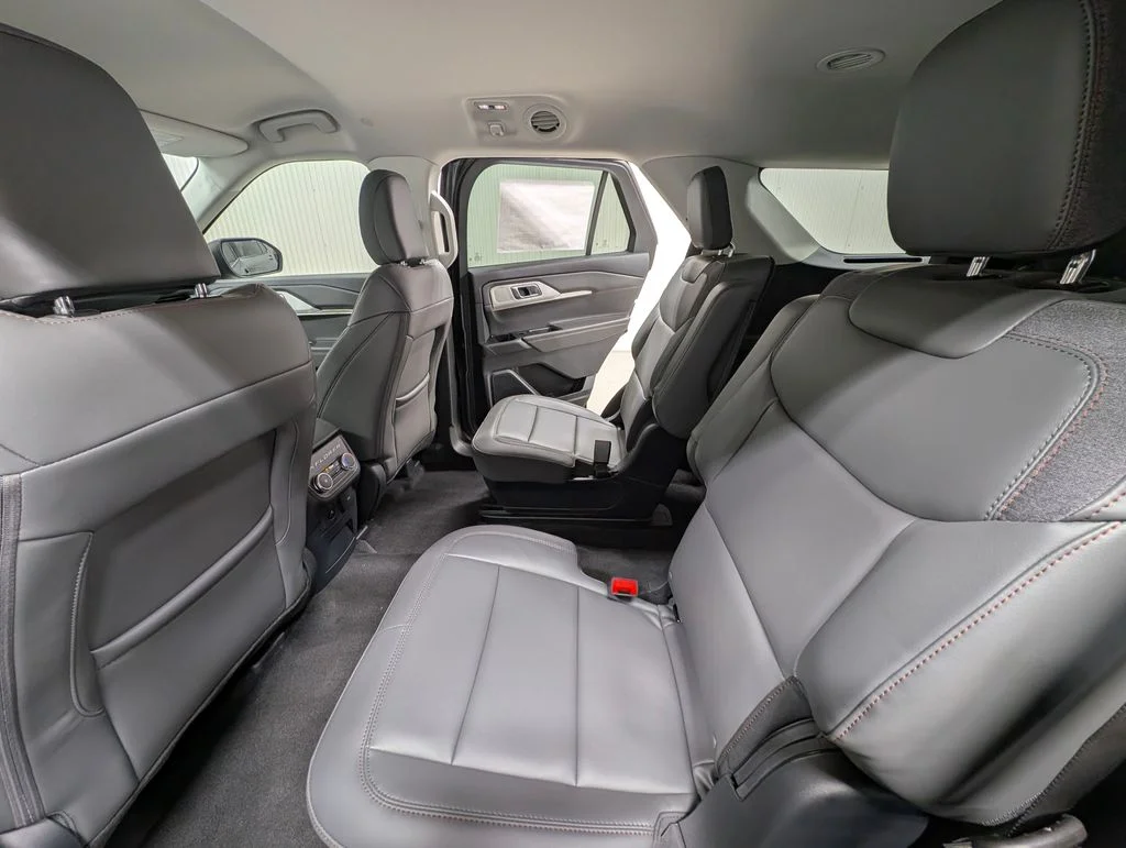 New 2026 Carbonized Gray Metallic Ford Active image 13
