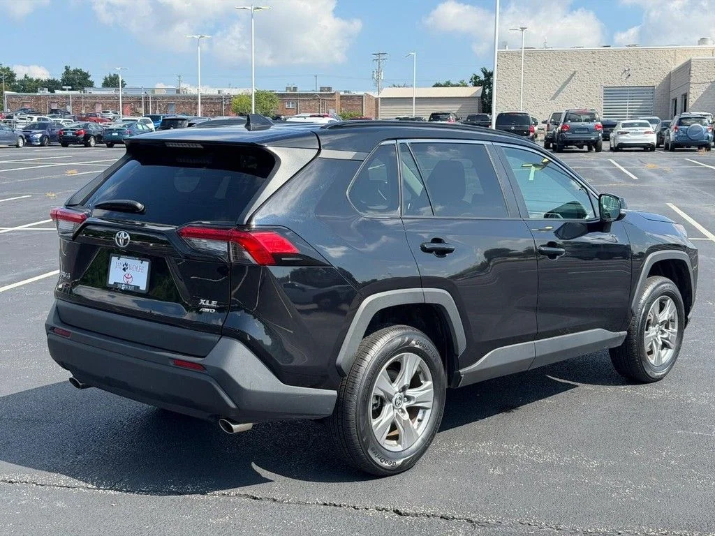 Used 2024 Black Toyota XLE image 3
