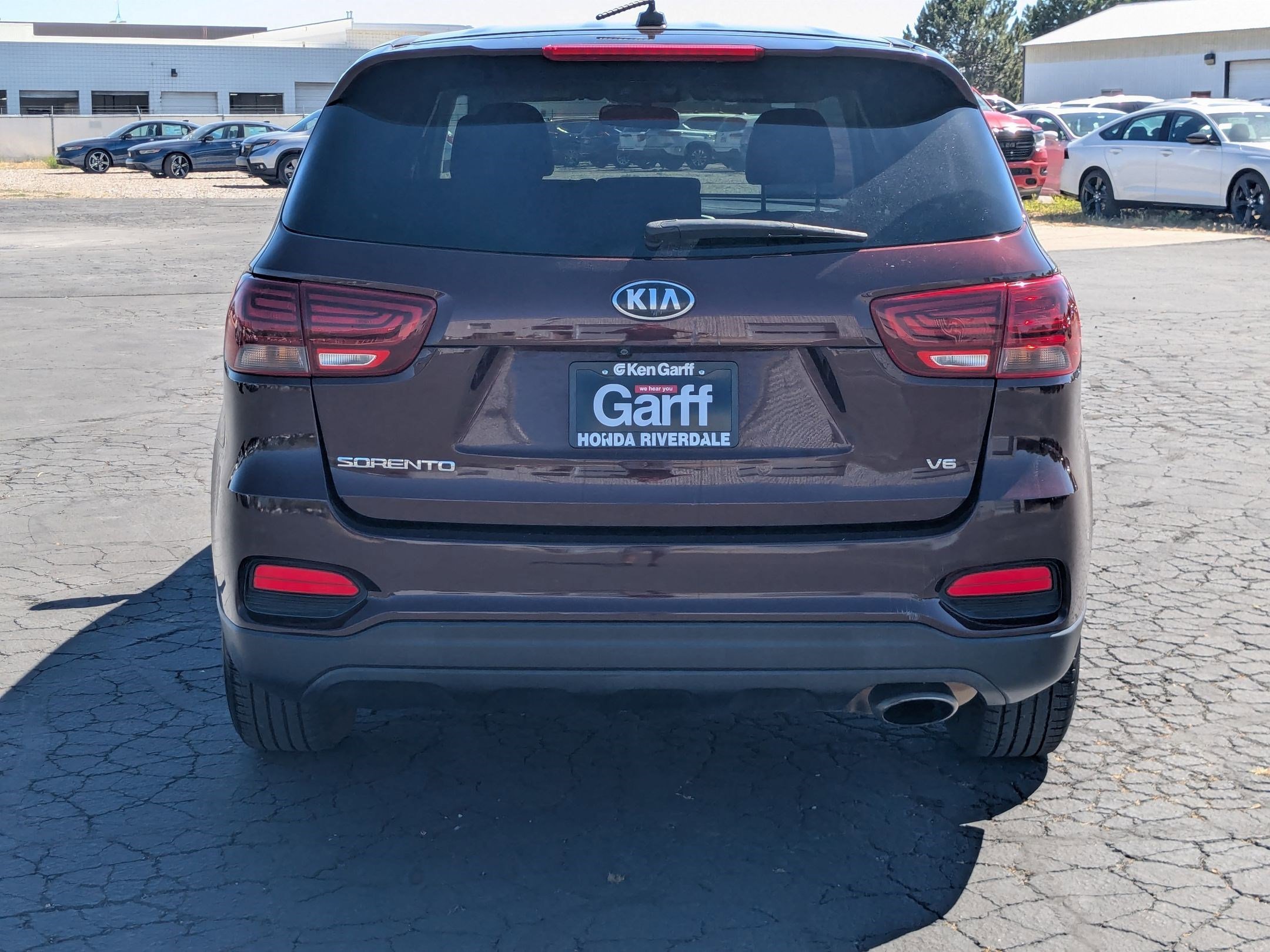 Used 2020 Sangria Kia LX V6 image 4
