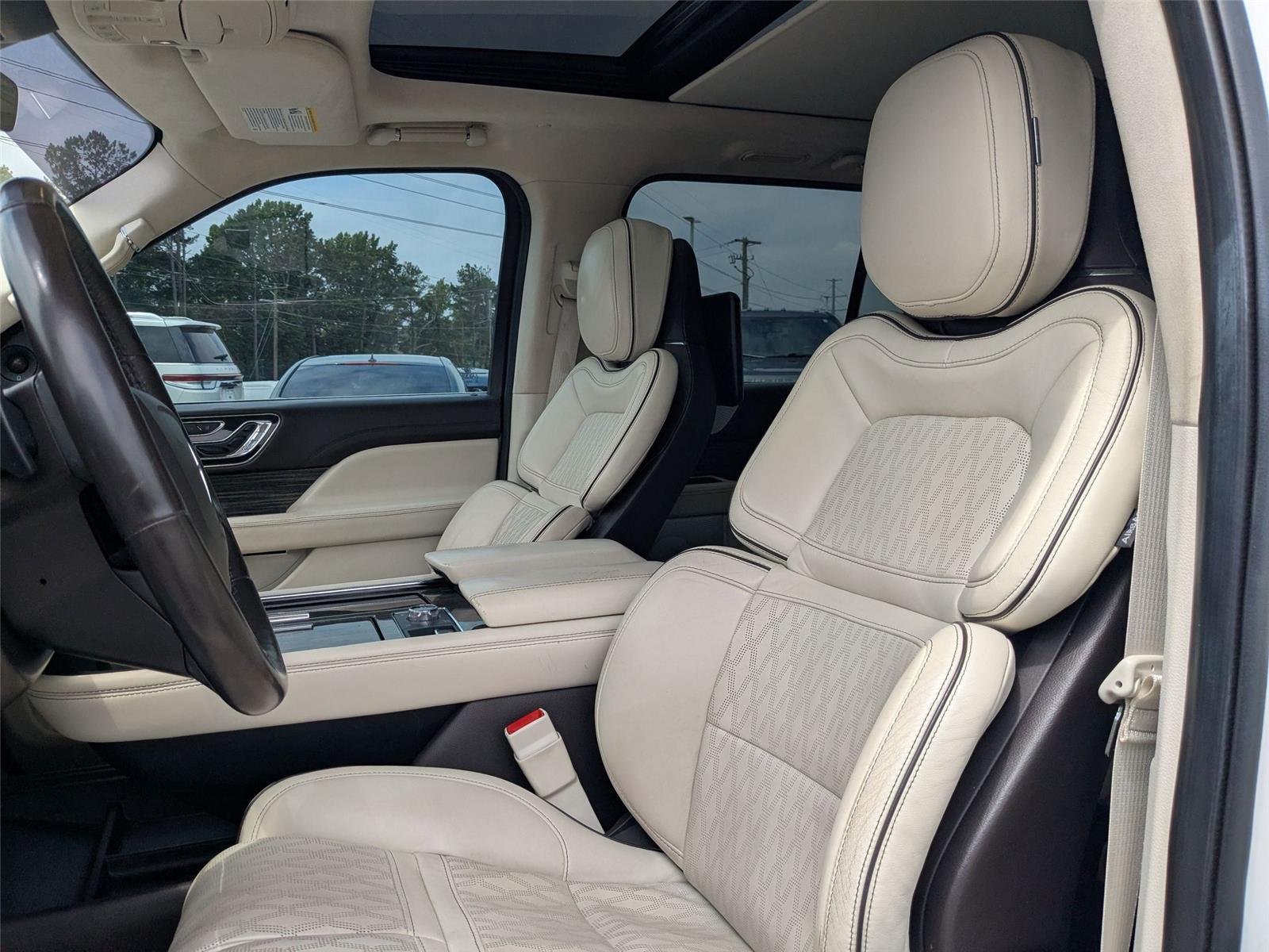 Used 2020 Pristine White Lincoln Black Label image 14