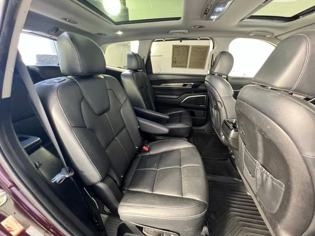 Used 2022 Purple Kia SX image 42