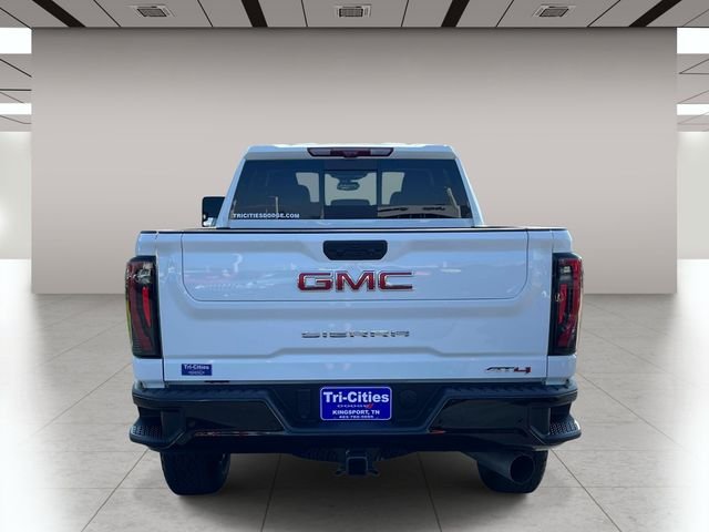Used 2025 White GMC AT4 image 5