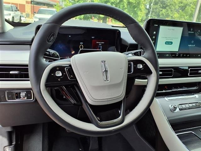 New 2026 Red Carpet Metallic Tinted Clearcoat Lincoln Premiere® image 17
