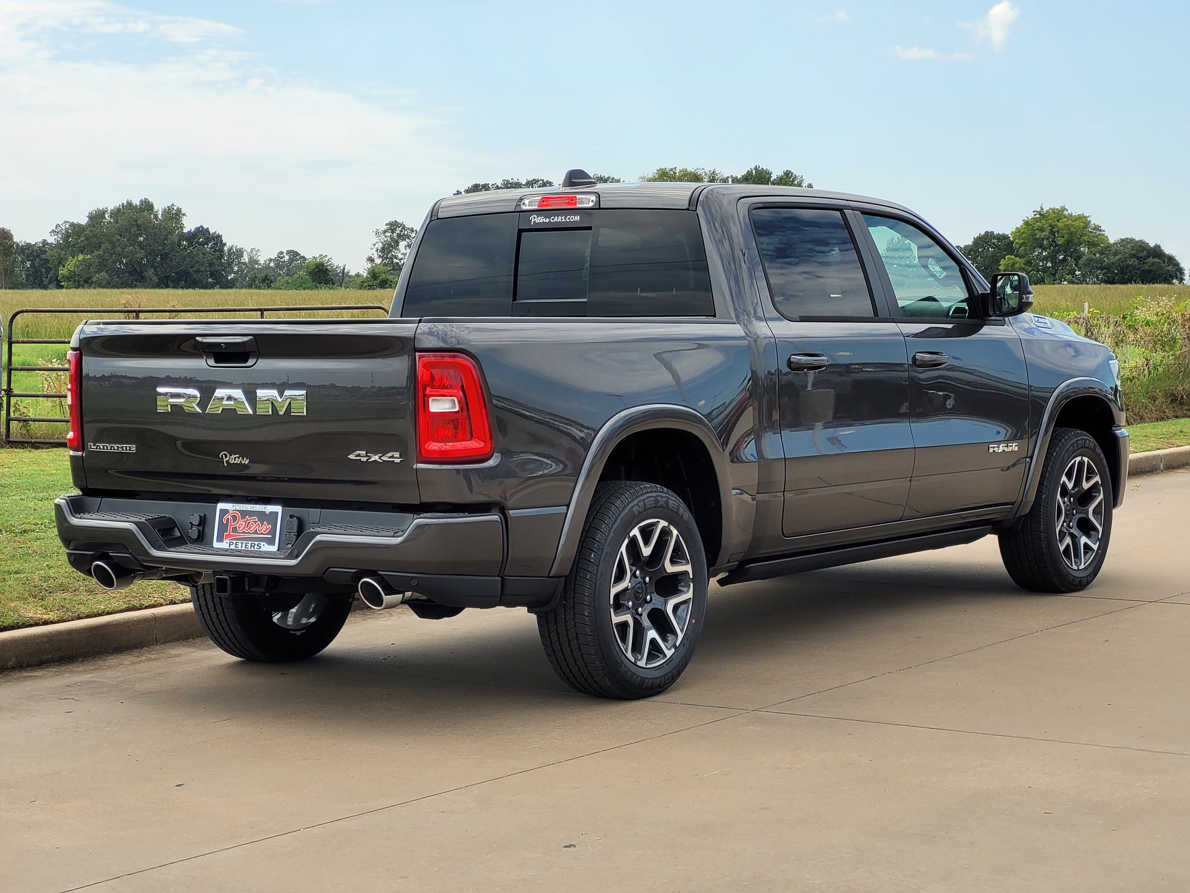 New 2026 Granite Crystal Metallic Clearcoat Ram Laramie image 3