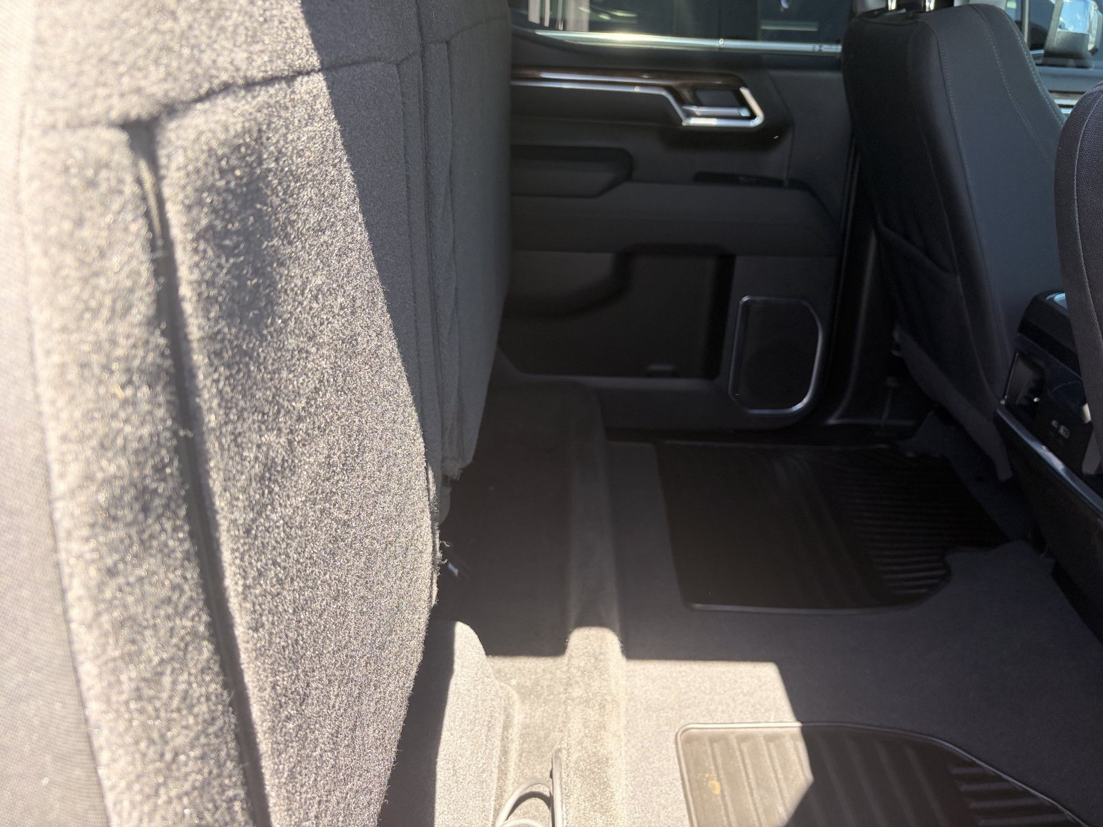 Certified Used 2025 Summit White GMC Elevation image 7