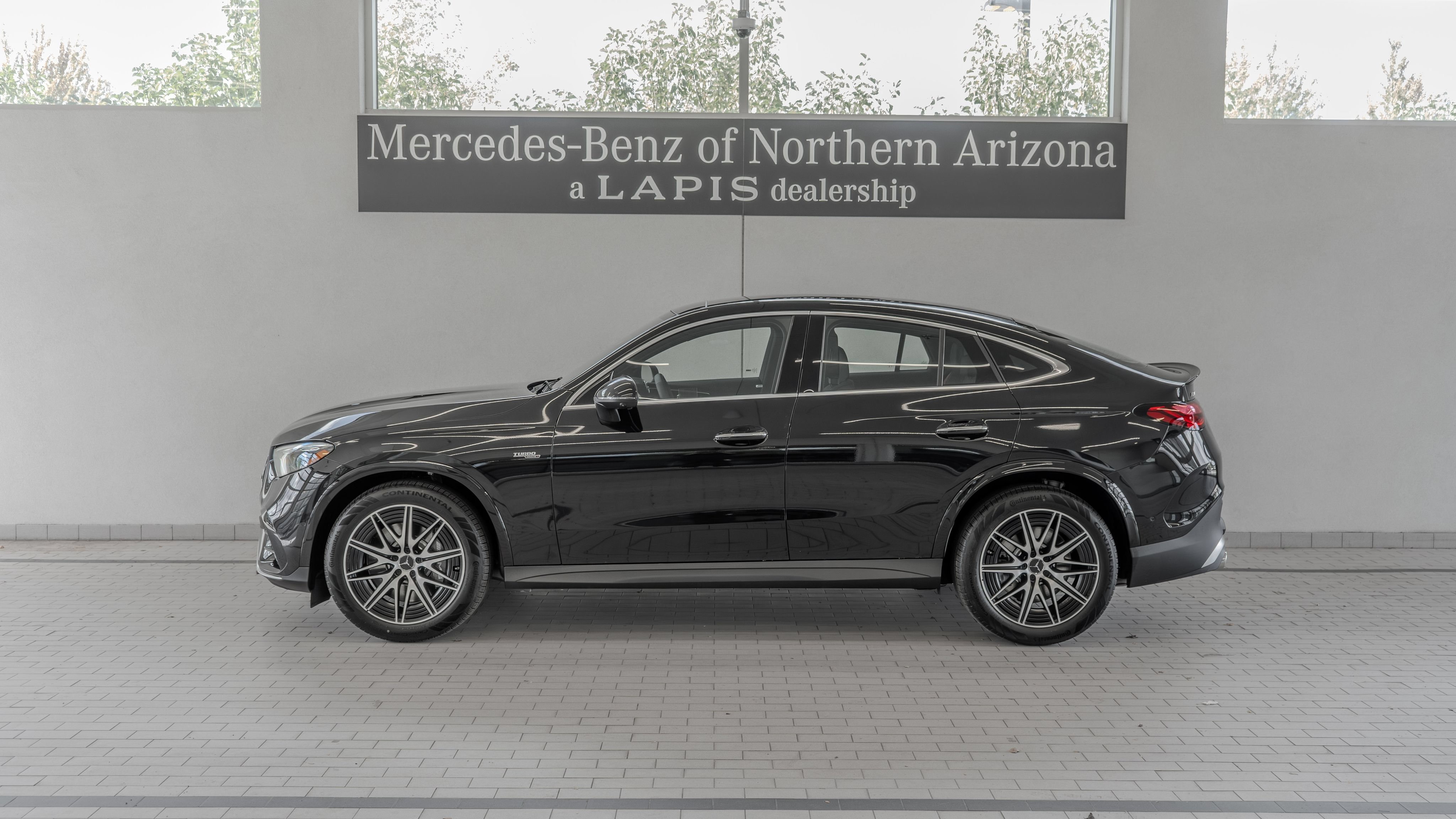New 2027 Obsidian Black Metallic Mercedes-Benz GLC 350e image 39