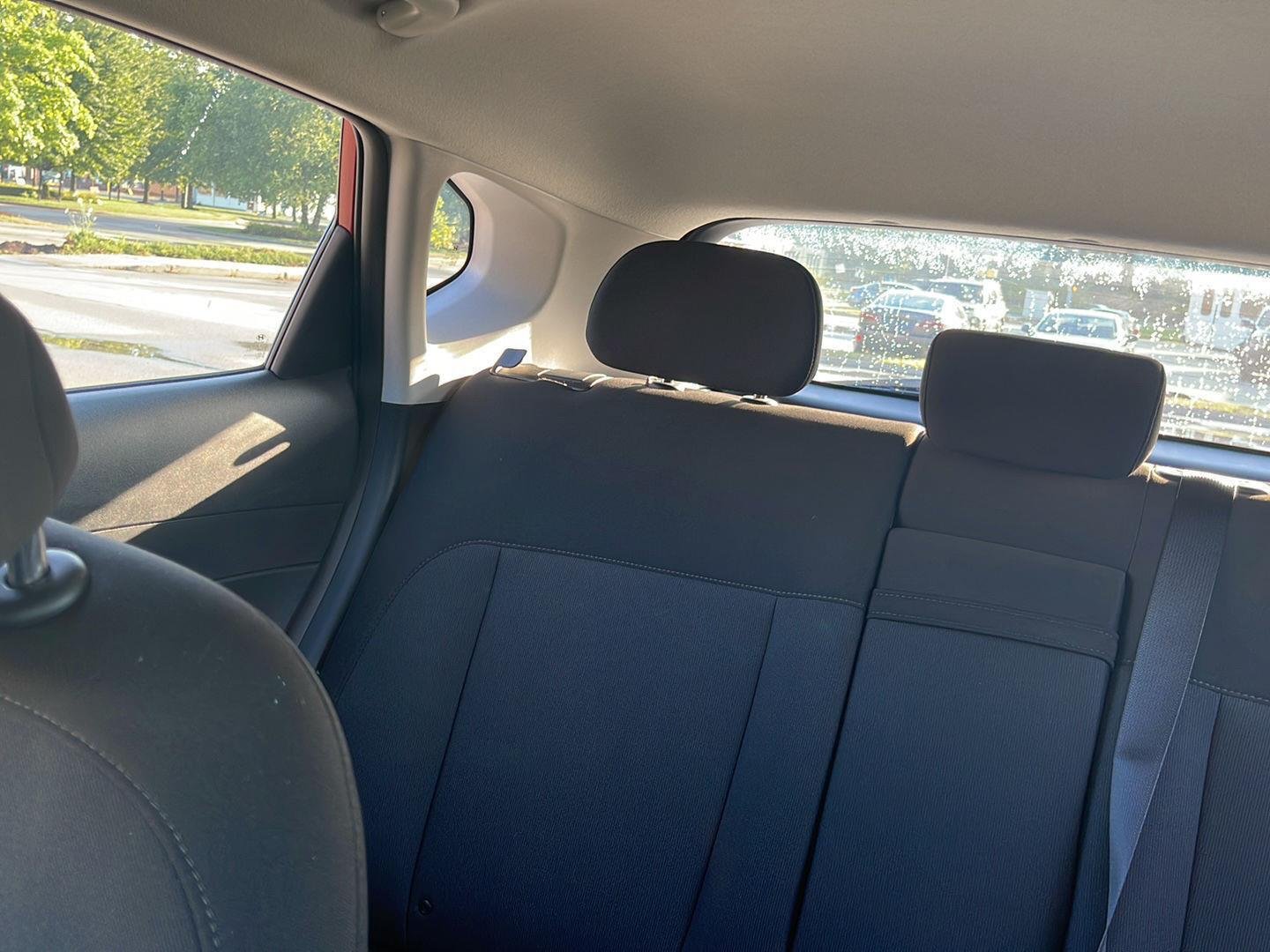 2025 Hyundai Kona SE - Photo 25