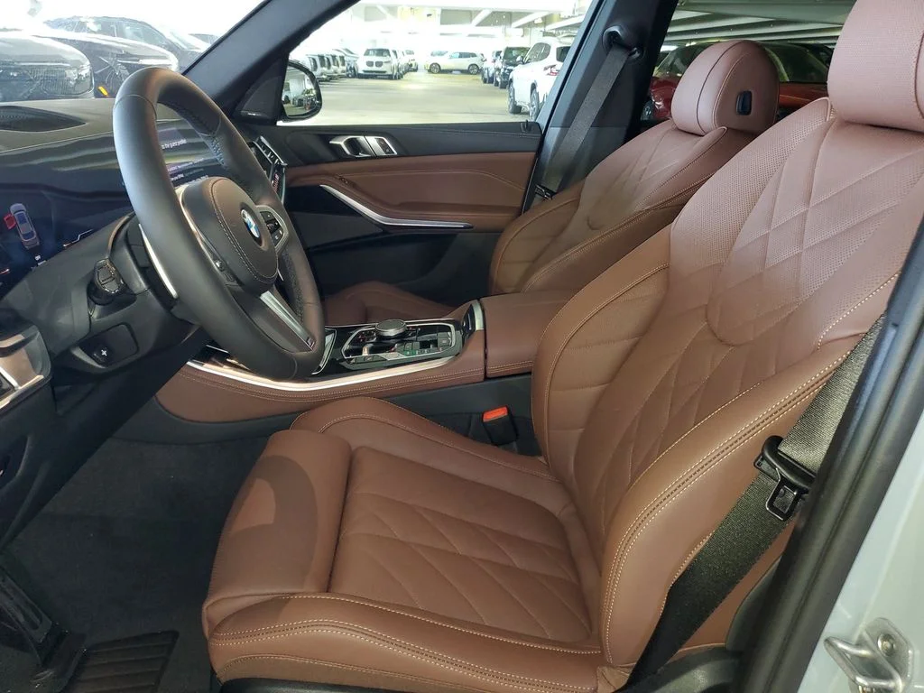 New 2026 Brooklyn Grey Metallic BMW sDrive40i image 16