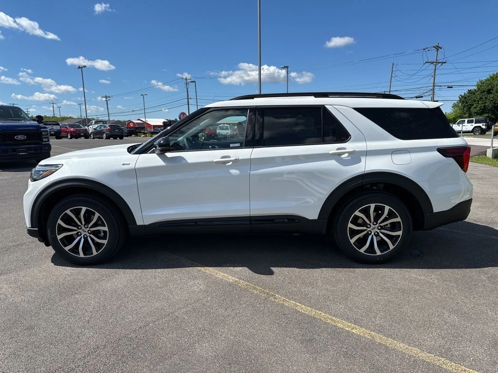 Used 2026 White Ford ST-Line image 3