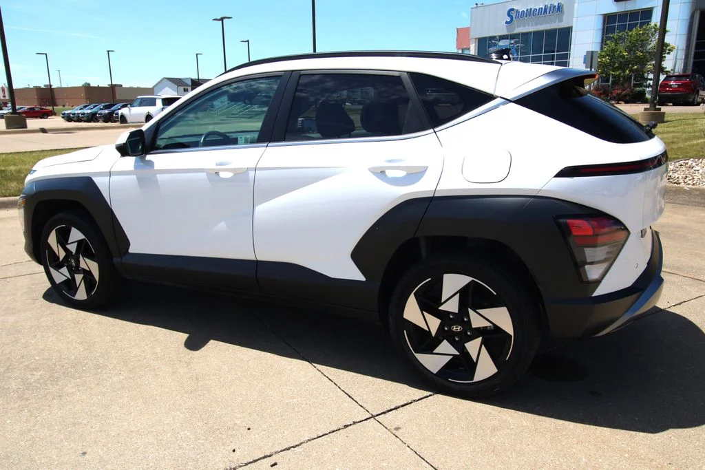 Used 2024 White Hyundai Limited image 17