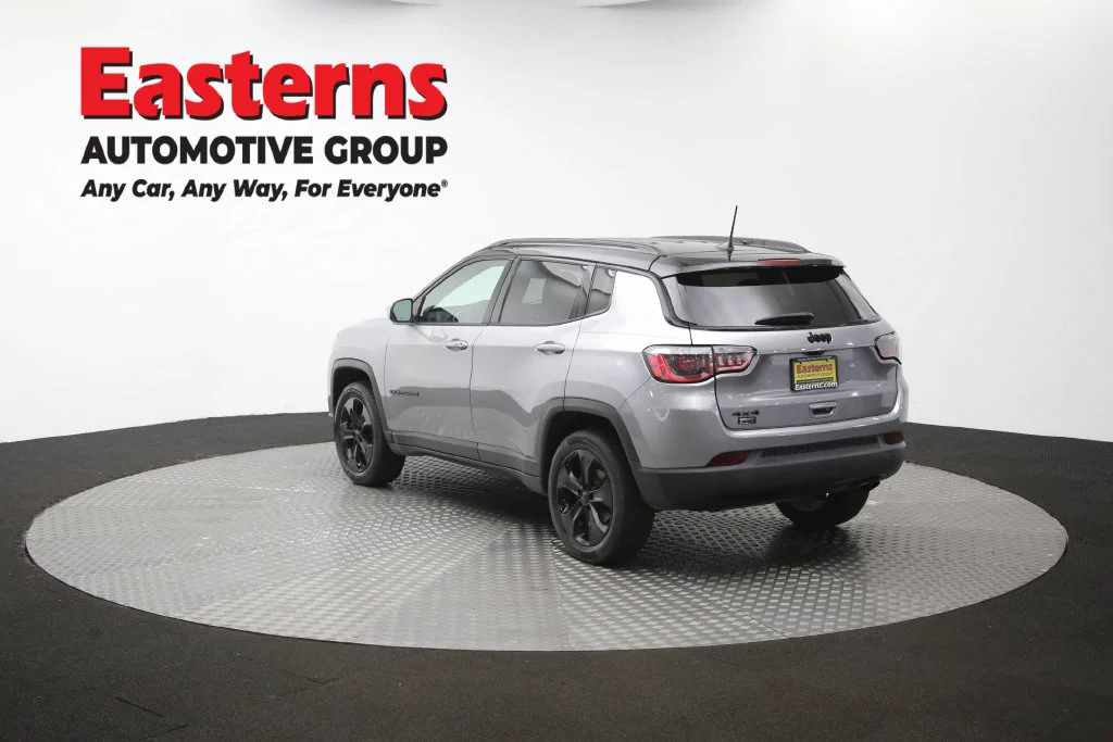 Used 2020 Silver Jeep Latitude image 65