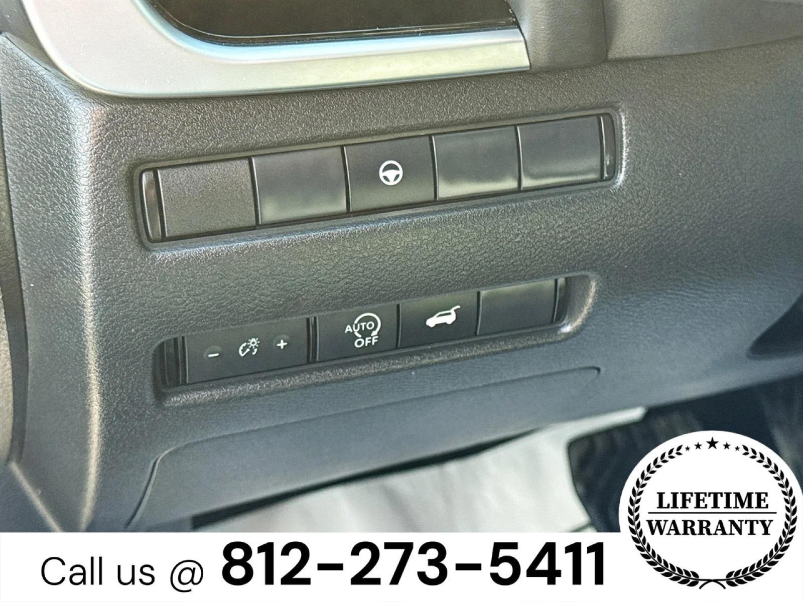 Used 2023 GRAY Nissan SL image 10