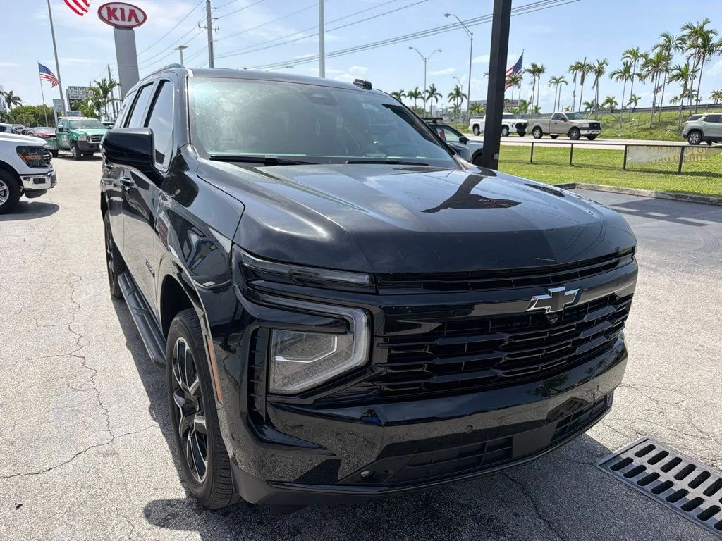 Used 2025 Black Chevrolet RST image 2