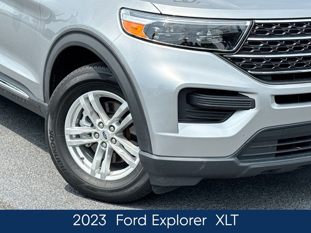 Used 2023 Silver Ford XLT image 11