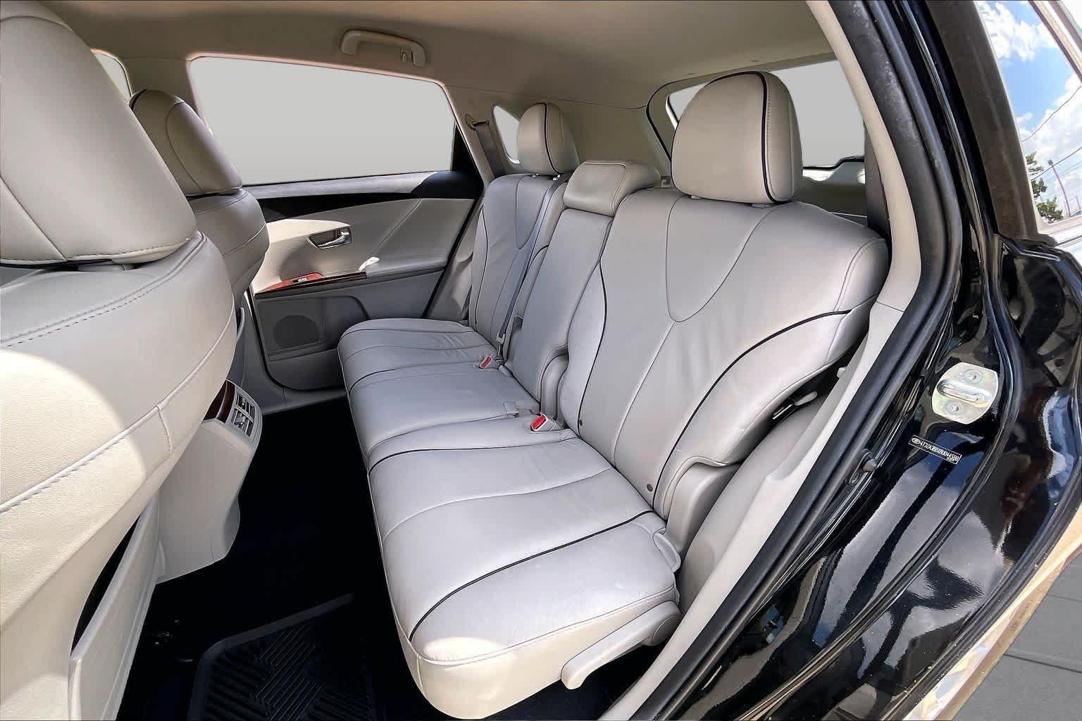 Used 2011 Black Toyota  image 20